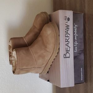Used Size 9 BearPaw Ankle Boots